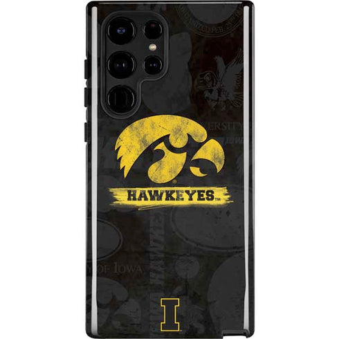 University of Iowa Hawkeyes Distressed Logo Galaxy S25 Ultra Impact Case